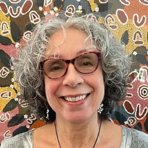 Meet your Posher, Nora